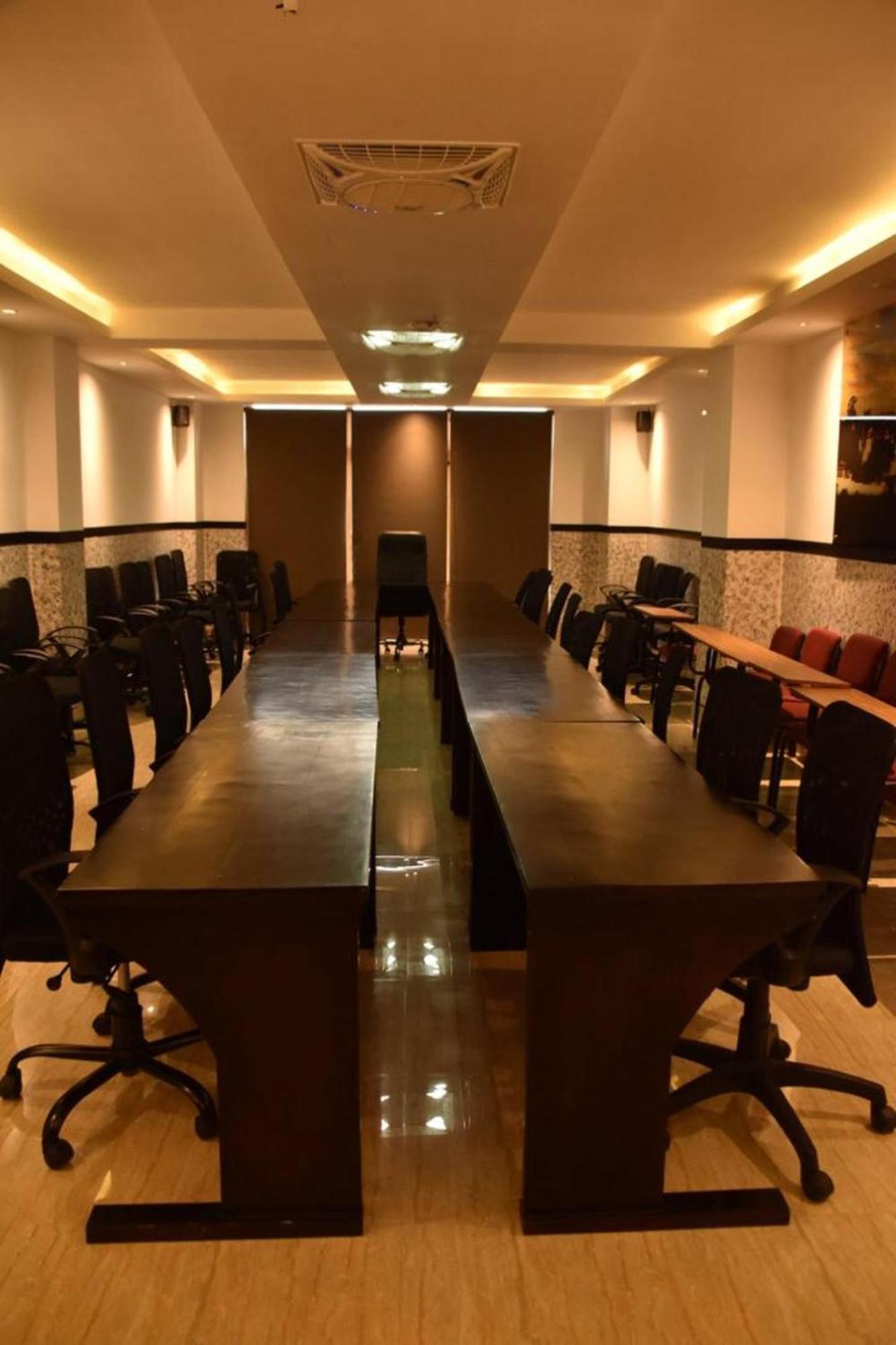 Hotel Damisa Thimphu Buitenkant foto